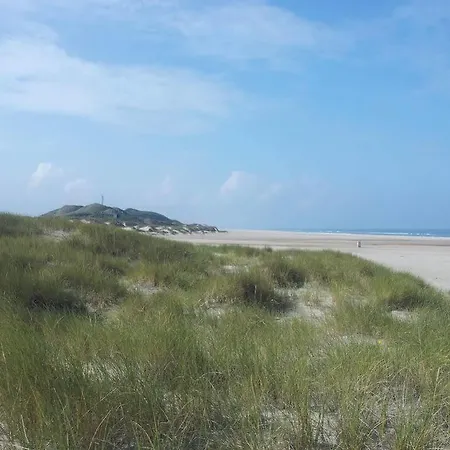 מלון Holiday Center